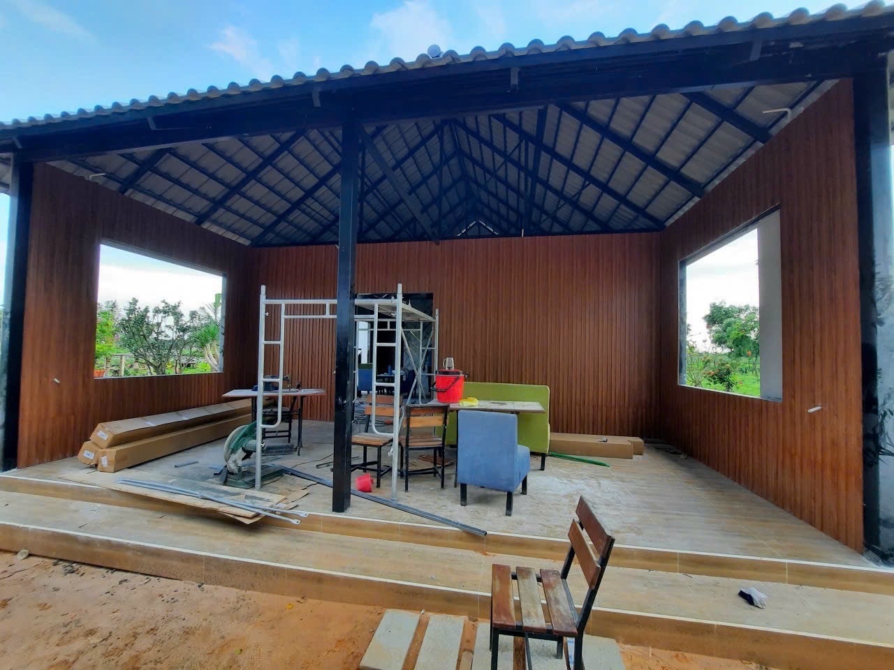 Dịch Vụ Cải Tạo, Cơi Nới