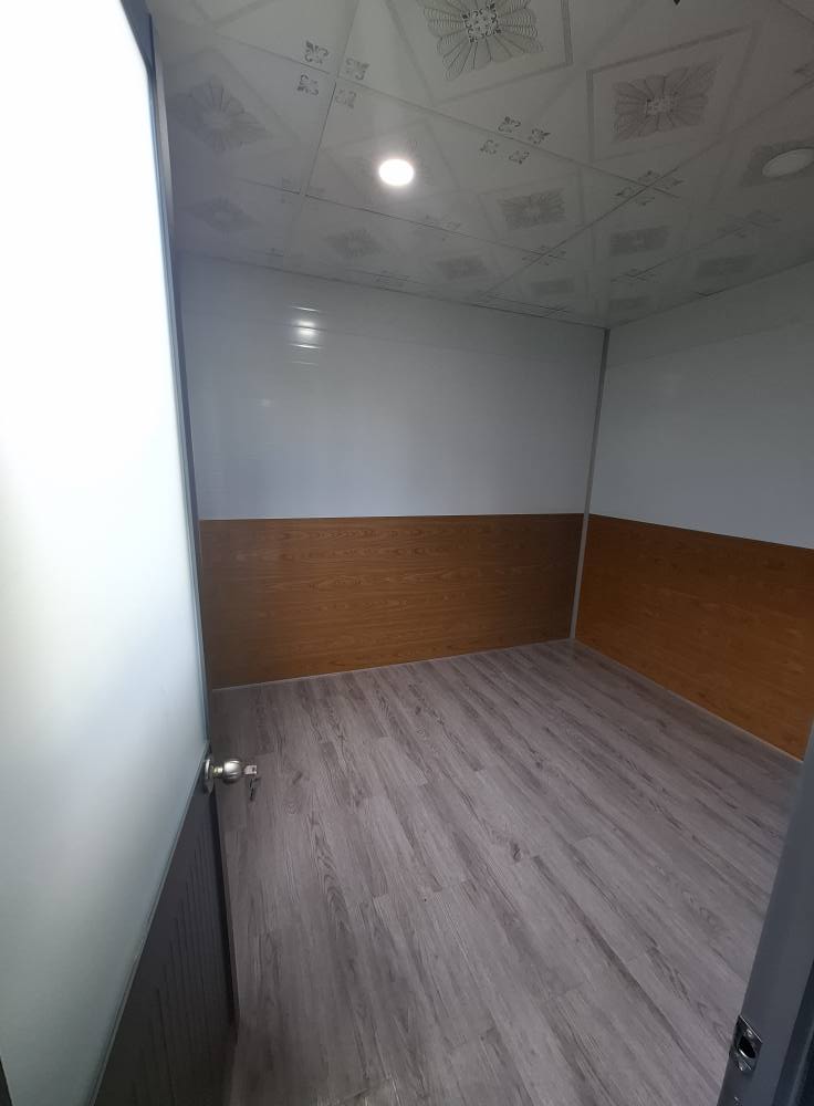 Nhà container